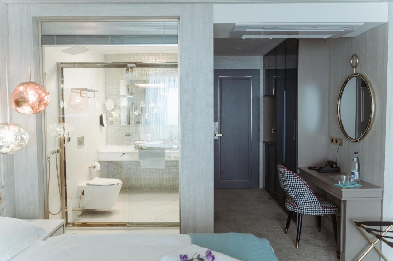 Queen Room Sea View