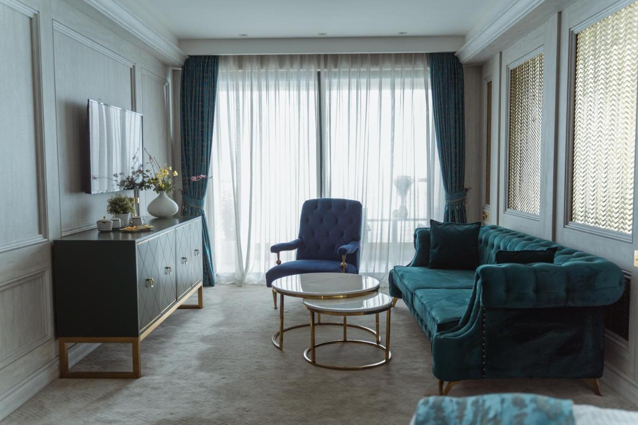 Queen Suite Sea View